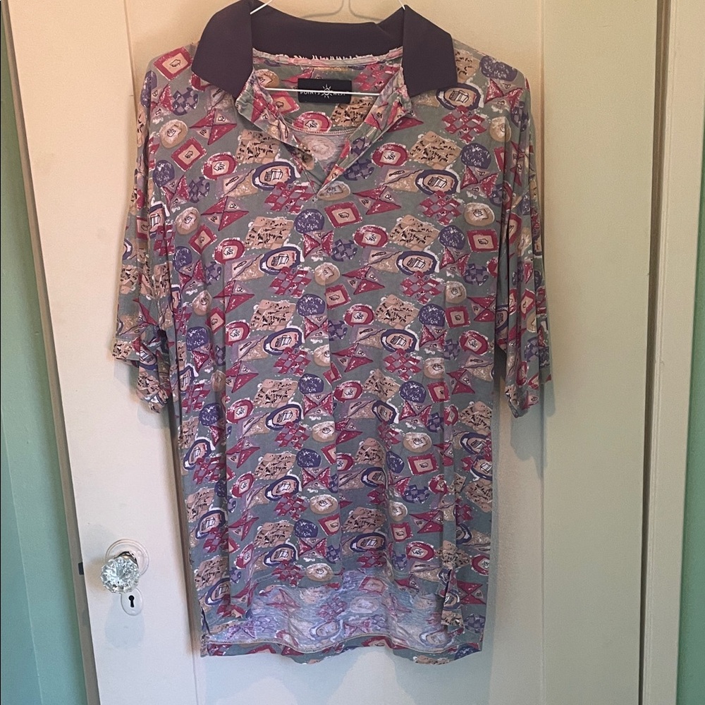 Men's Casual Button Down Shirt with Patterned Design